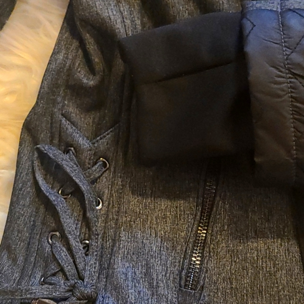 Guess Jacket - Picture 6 of 7